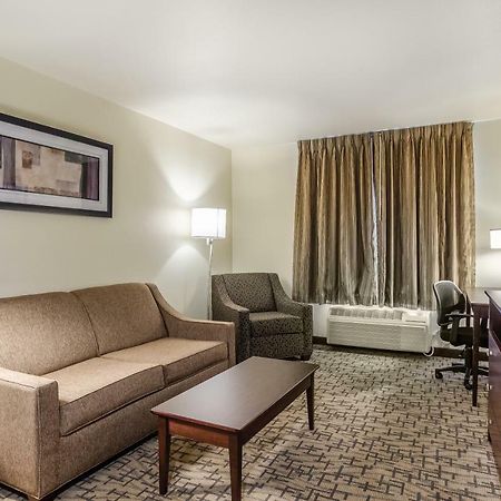 Cobblestone Inn & Suites - Bridgeport Екстериор снимка