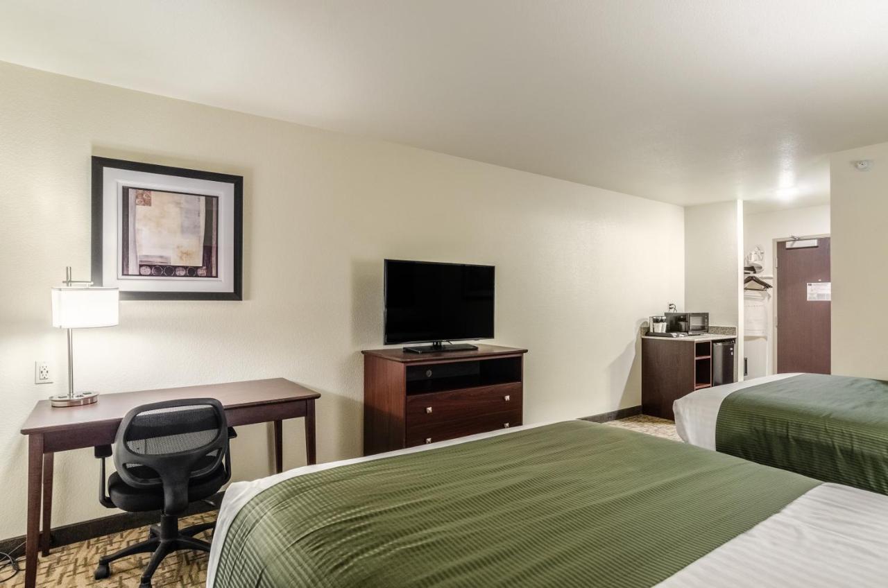 Cobblestone Inn & Suites - Bridgeport Екстериор снимка