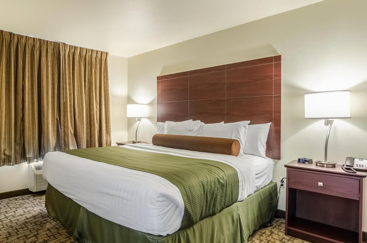 Cobblestone Inn & Suites - Bridgeport Екстериор снимка