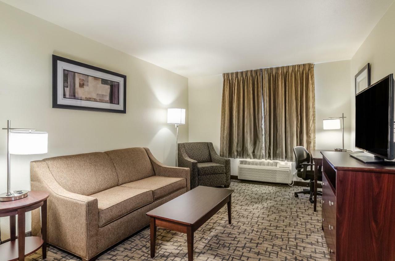 Cobblestone Inn & Suites - Bridgeport Екстериор снимка